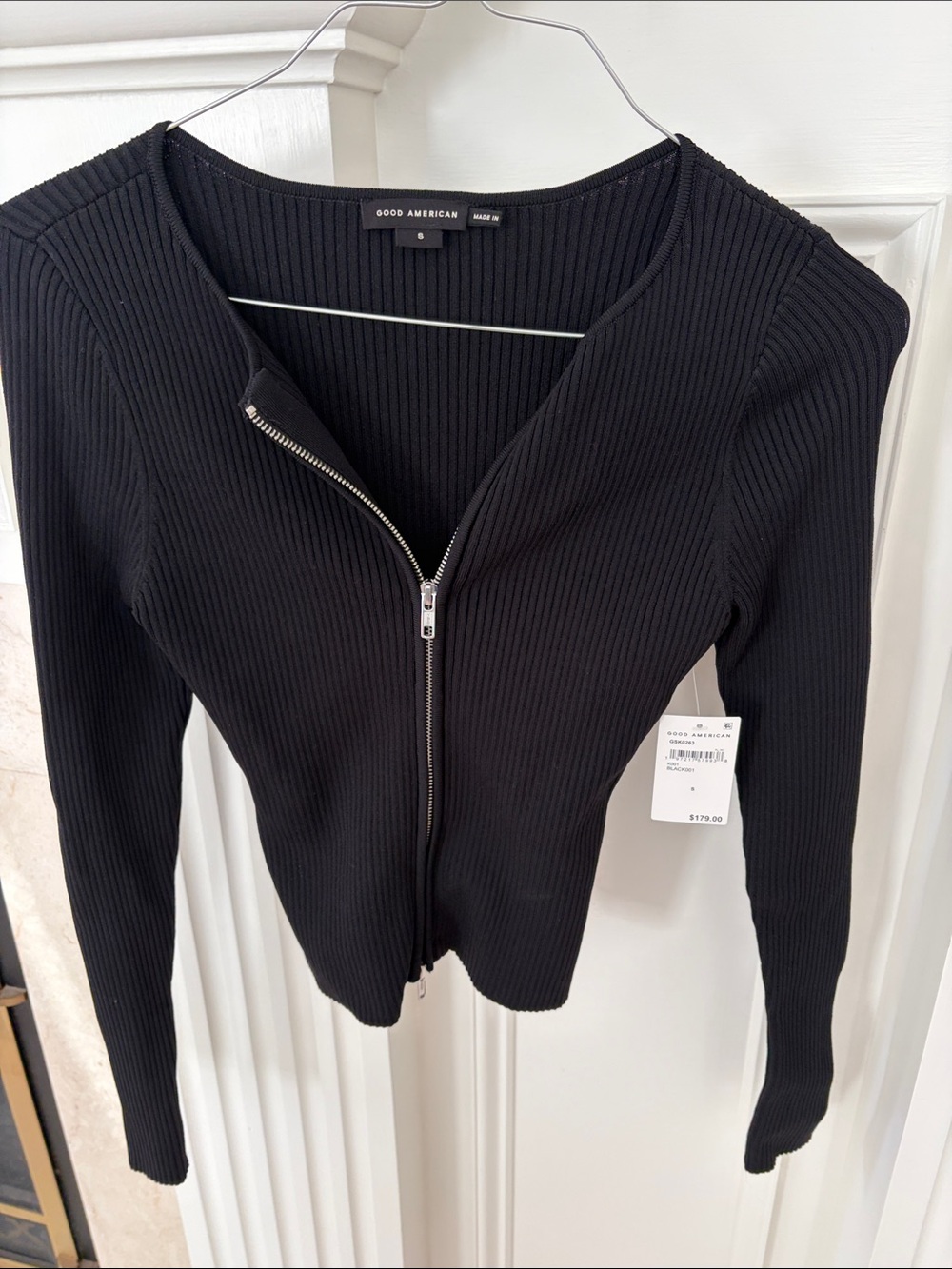 Good American Black Ribbed Zip Front Long Sleeve Top